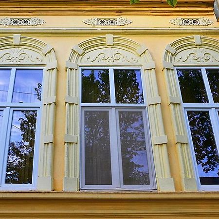 Villa Via Bečej المظهر الخارجي الصورة