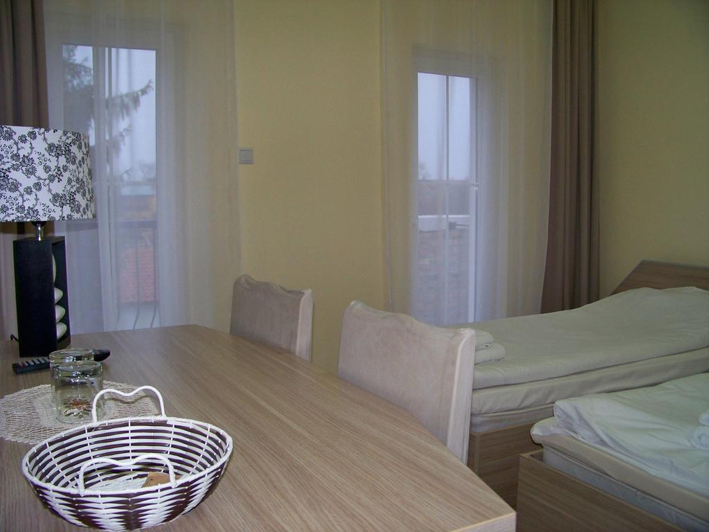 Villa Via Bečej الغرفة الصورة