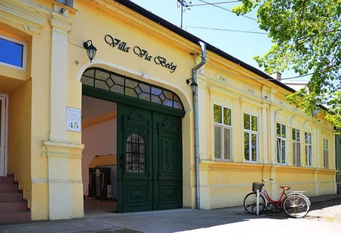 Villa Via Bečej المظهر الخارجي الصورة
